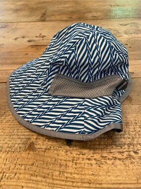 Sunday afternoons Youth 3-6 yrs Patterned Blue and White Sun Hat